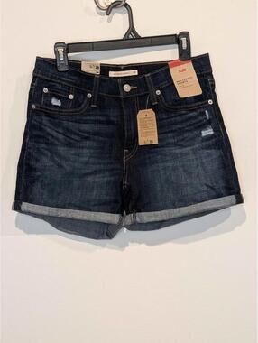 Levi's Mid-Length Shorts Size 28 NWT